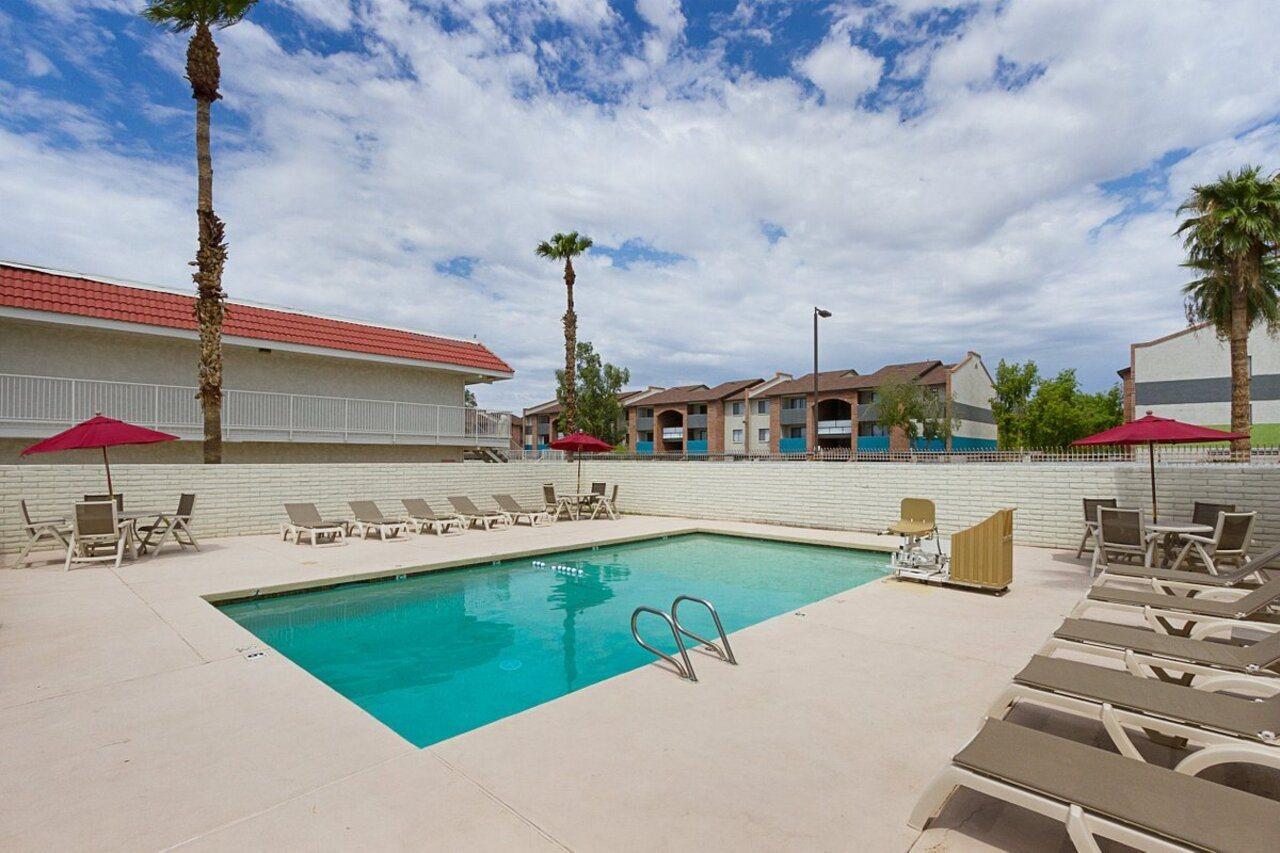 Red Roof Inn Phoenix- Midtown Exterior foto