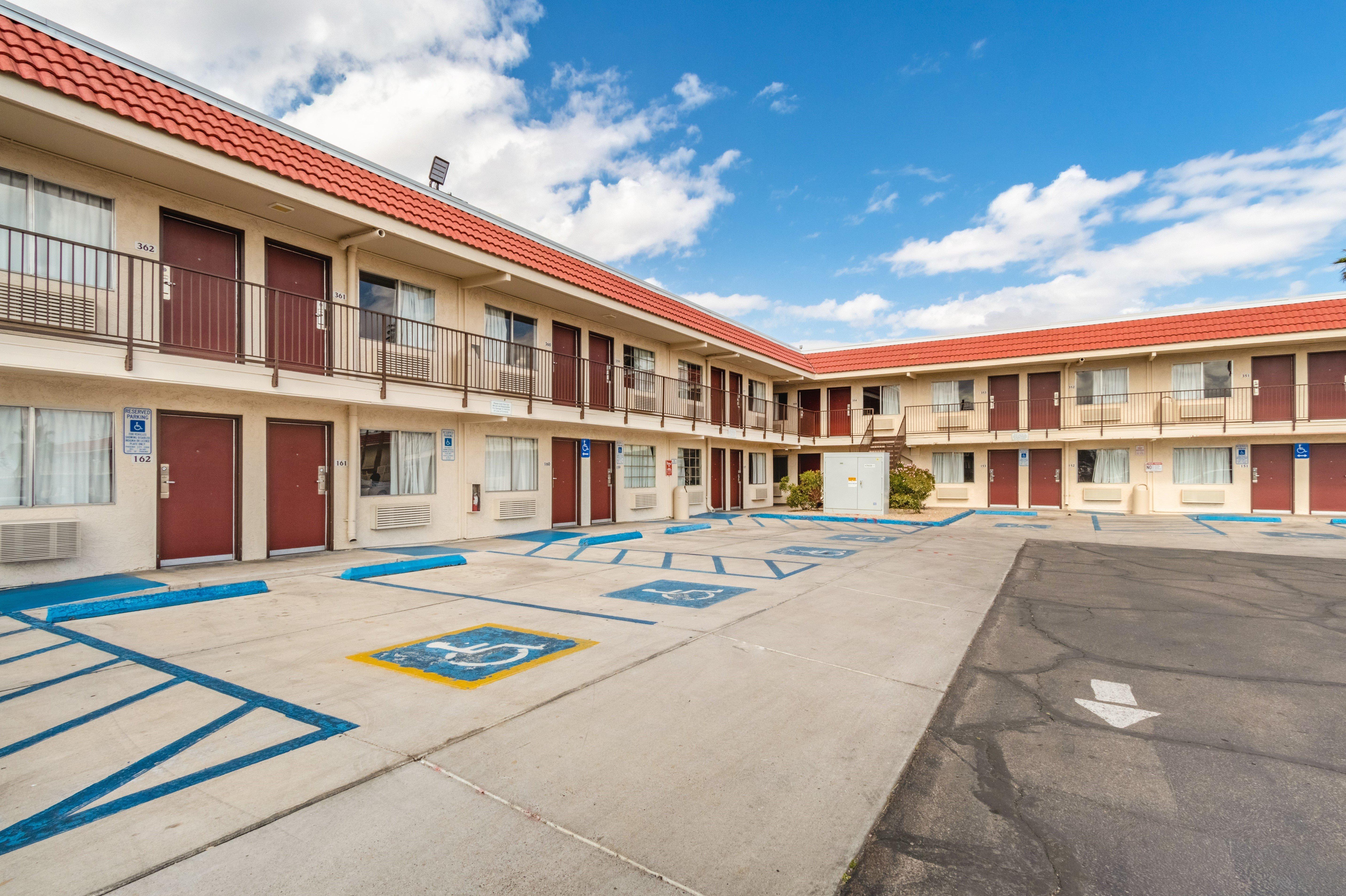 Red Roof Inn Phoenix- Midtown Exterior foto