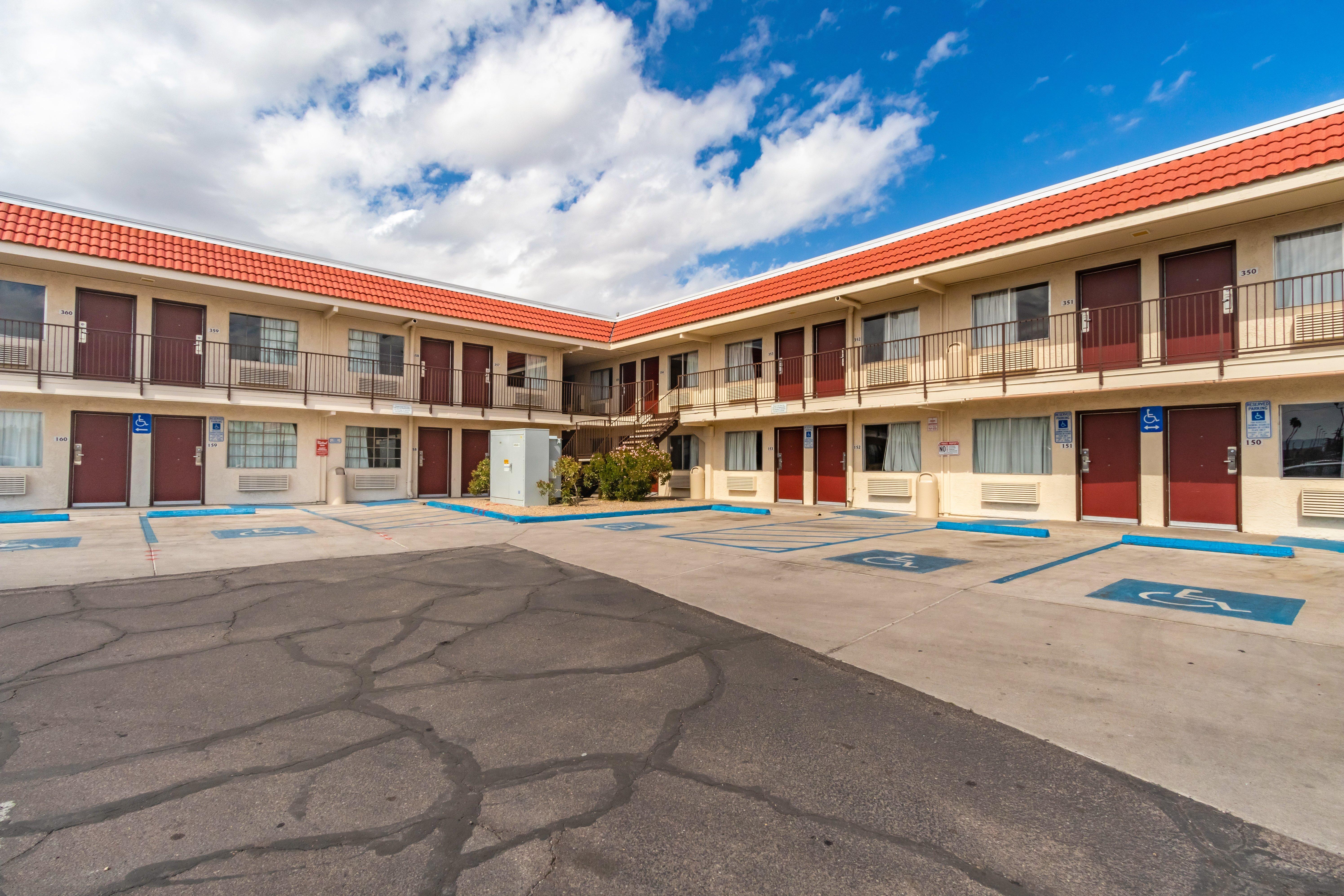 Red Roof Inn Phoenix- Midtown Exterior foto