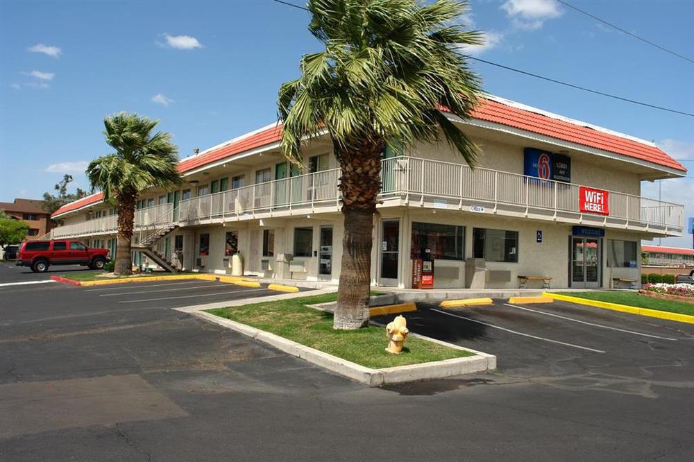 Red Roof Inn Phoenix- Midtown Exterior foto