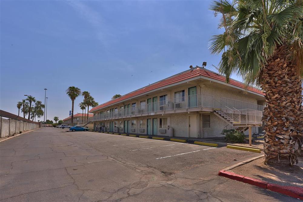 Red Roof Inn Phoenix- Midtown Exterior foto